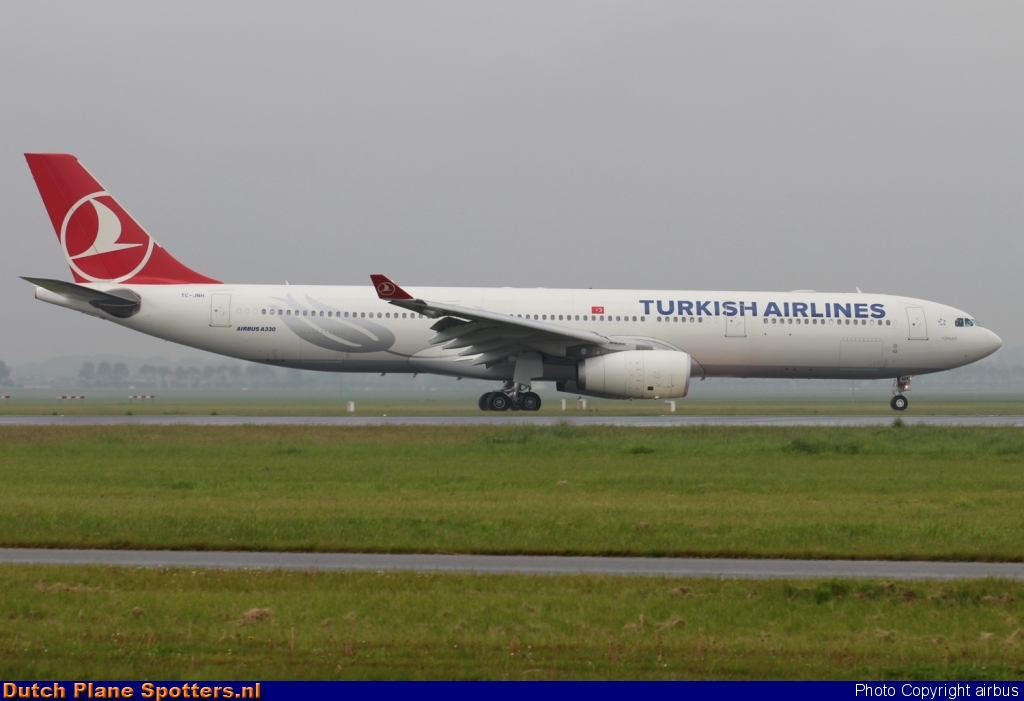 TC-JNH Airbus A330-300 Turkish Airlines by airbus