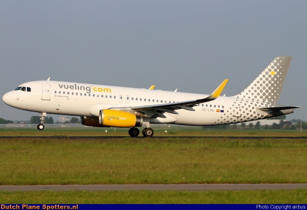 EC-LVS Airbus A320 Vueling.com by airbus