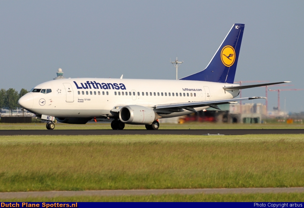 D-ABIC Boeing 737-500 Lufthansa by airbus