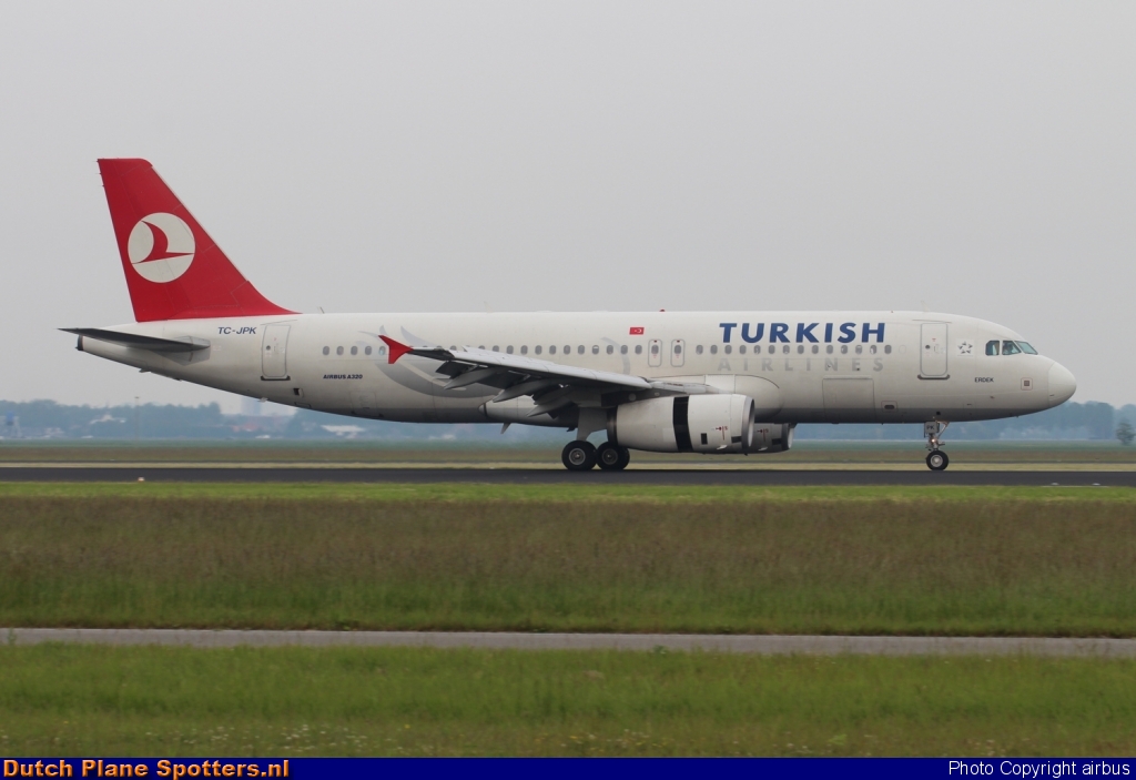 TC-JPK Airbus A320 Turkish Airlines by airbus