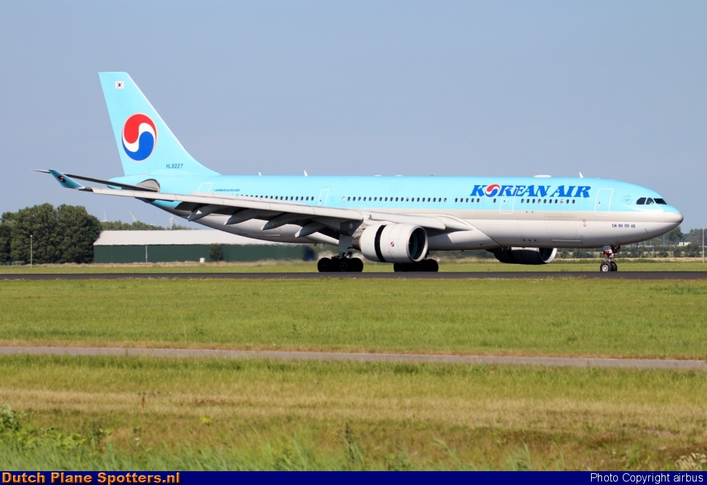 HL8227 Airbus A330-200 Korean Air by airbus