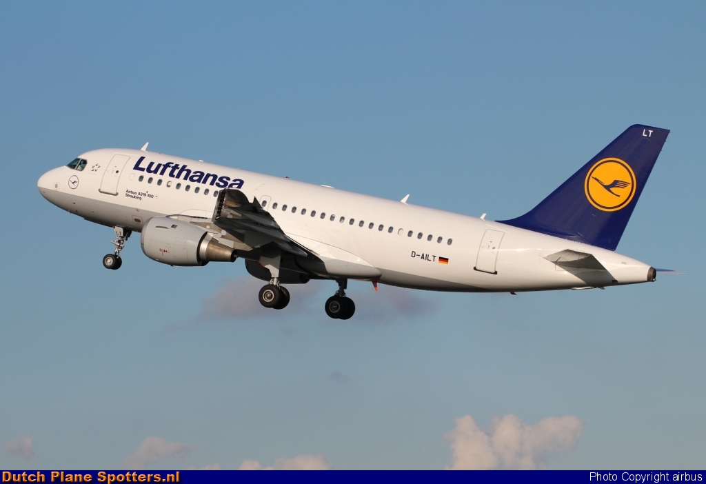 D-AILT Airbus A319 Lufthansa by airbus