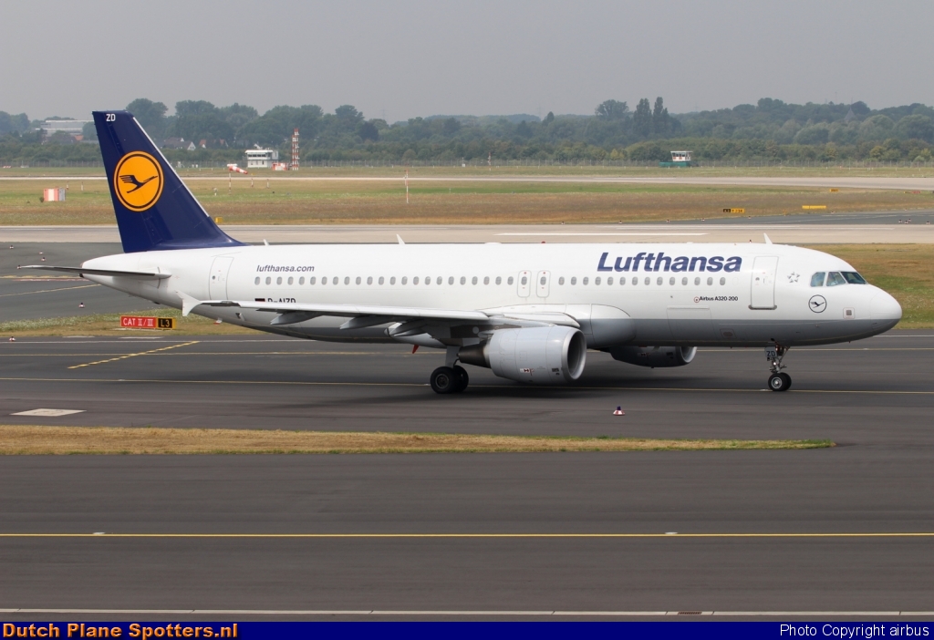 D-AIZD Airbus A320 Lufthansa by airbus