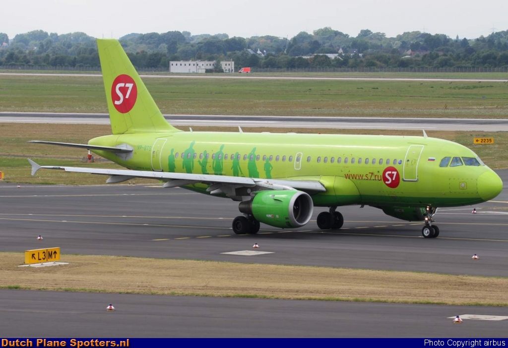 VP-BTS Airbus A319 S7 Siberia Airlines by airbus
