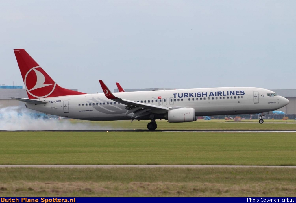 TC-JHO Boeing 737-800 Turkish Airlines by airbus