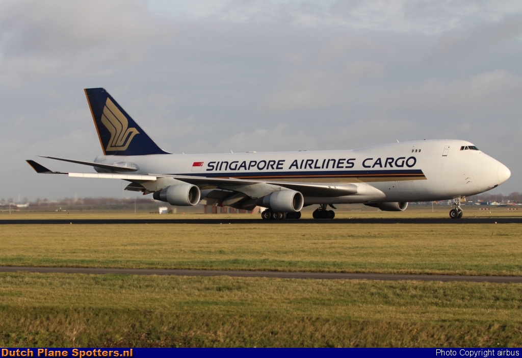9V-SFQ Boeing 747-400 Singapore Airlines Cargo by airbus