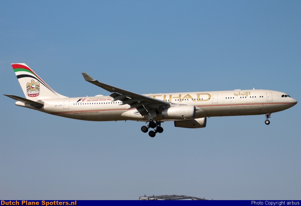 A6-AFD Airbus A330-300 Etihad by airbus