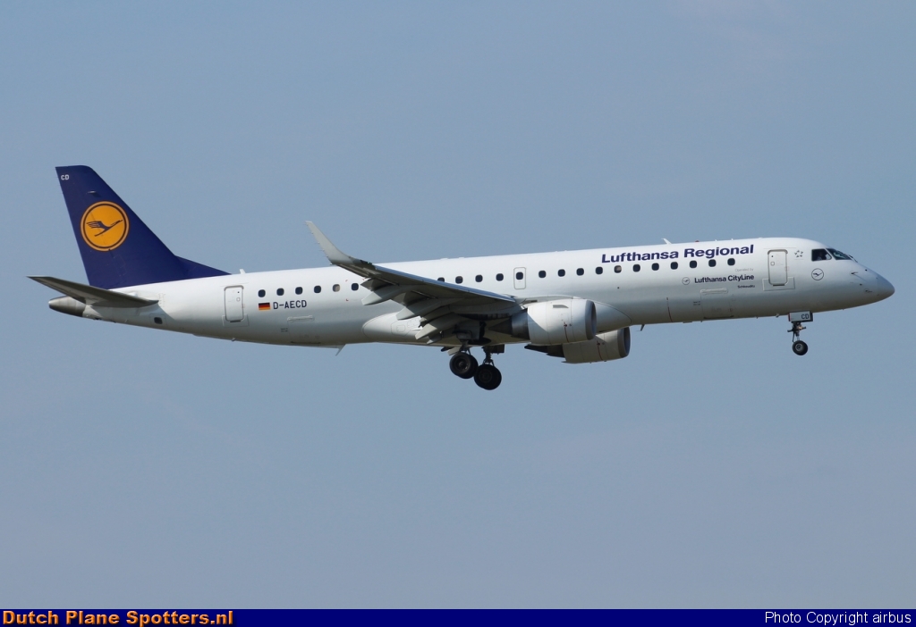 D-AECD Embraer 190 CityLine (Lufthansa Regional) by airbus