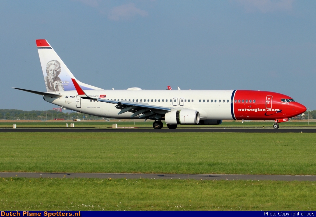 LN-NGI Boeing 737-800 Norwegian Air Shuttle by airbus