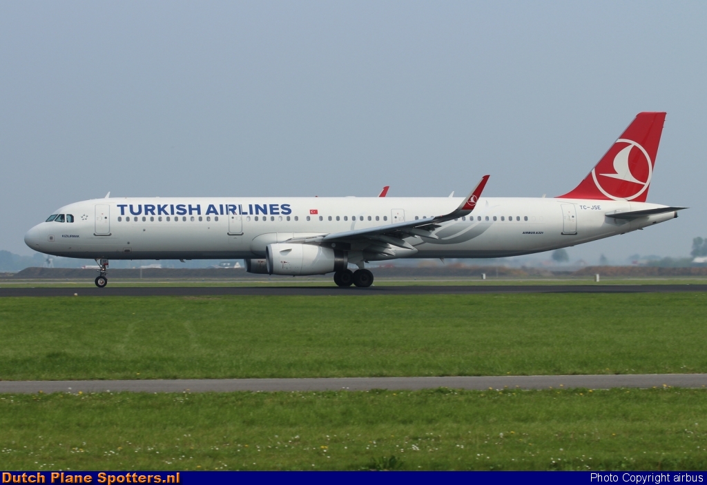 TC-JSE Airbus A321 Turkish Airlines by airbus