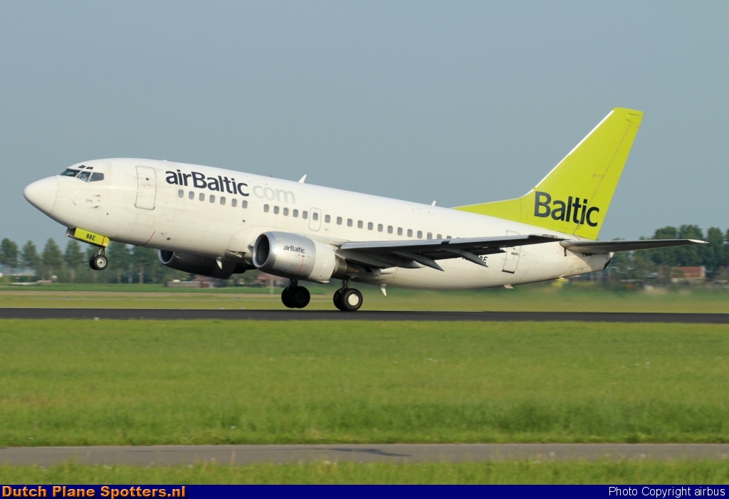 YL-BBE Boeing 737-500 Air Baltic by airbus