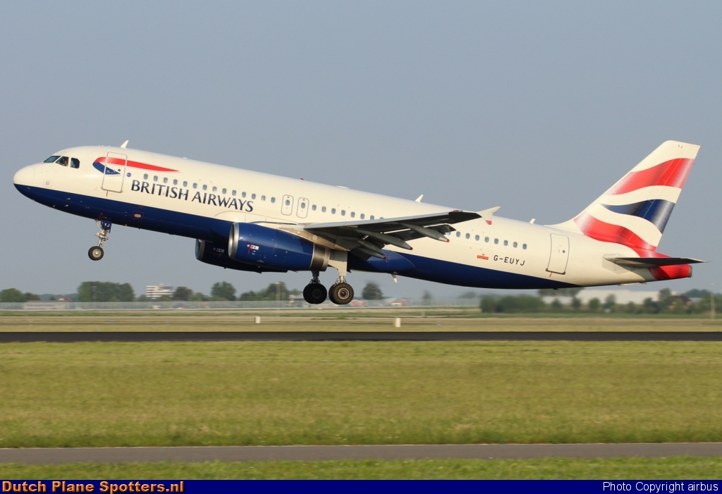G-EUYJ Airbus A320 British Airways by airbus