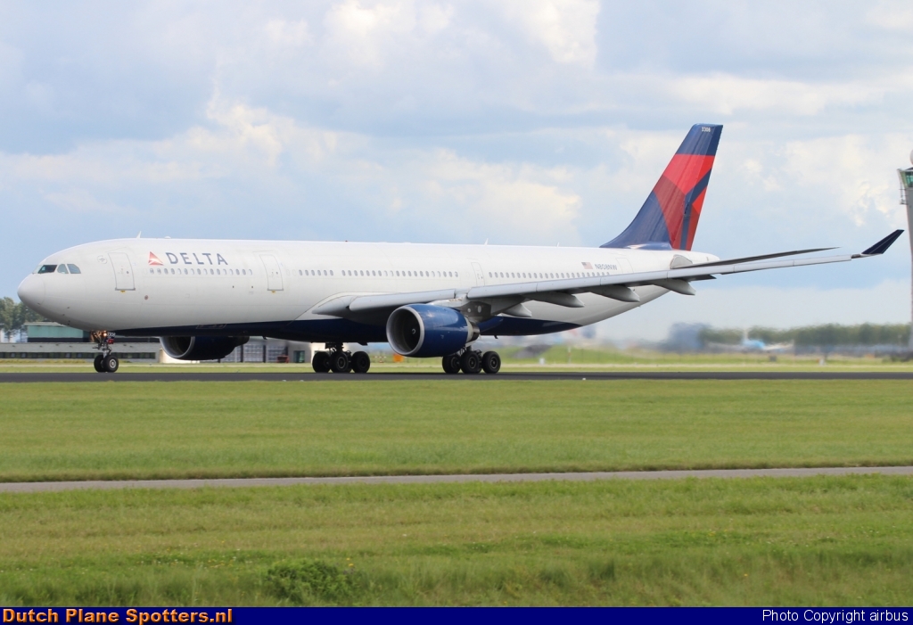 N808NW Airbus A330-300 Delta Airlines by airbus