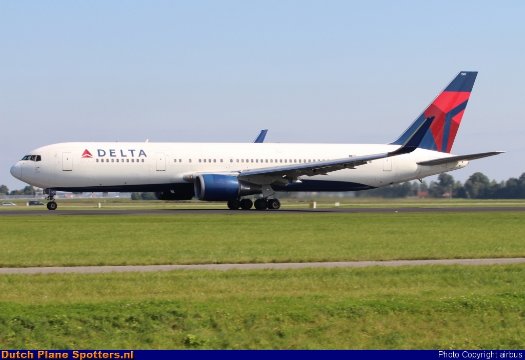 N1501P Boeing 767-300 Delta Airlines by airbus