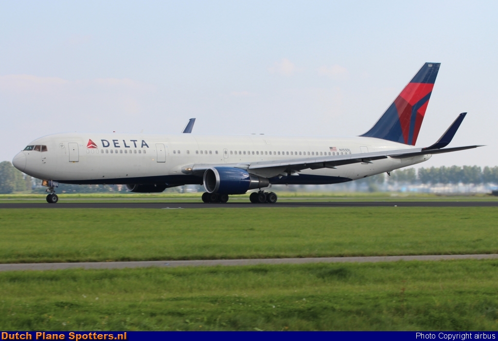 N155DL Boeing 767-300 Delta Airlines by airbus