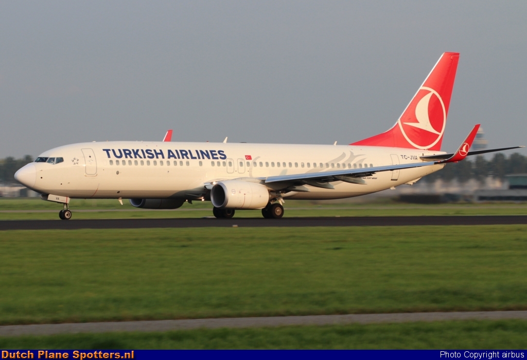 TC-JVA Boeing 737-800 Turkish Airlines by airbus