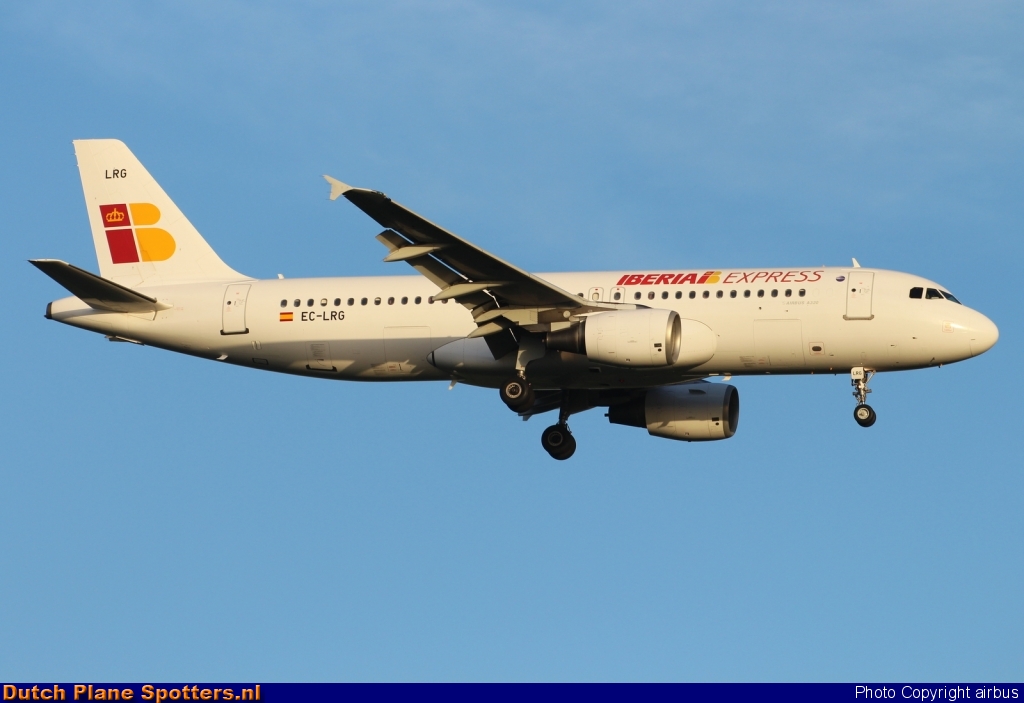 EC-LRG Airbus A320 Iberia Express by airbus