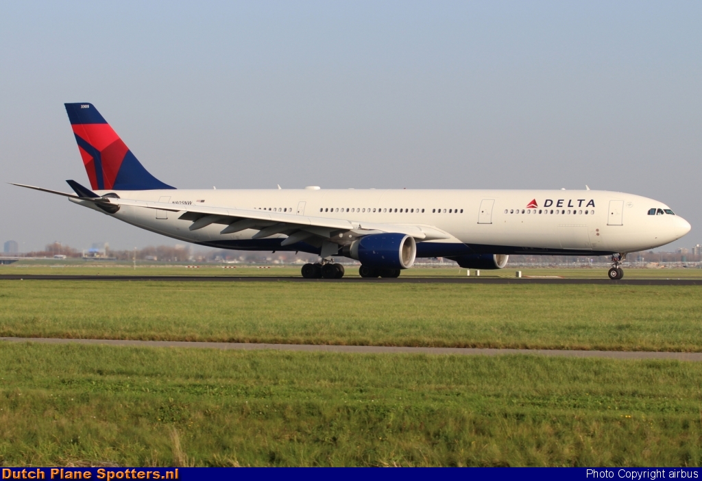 N805NW Airbus A330-300 Delta Airlines by airbus