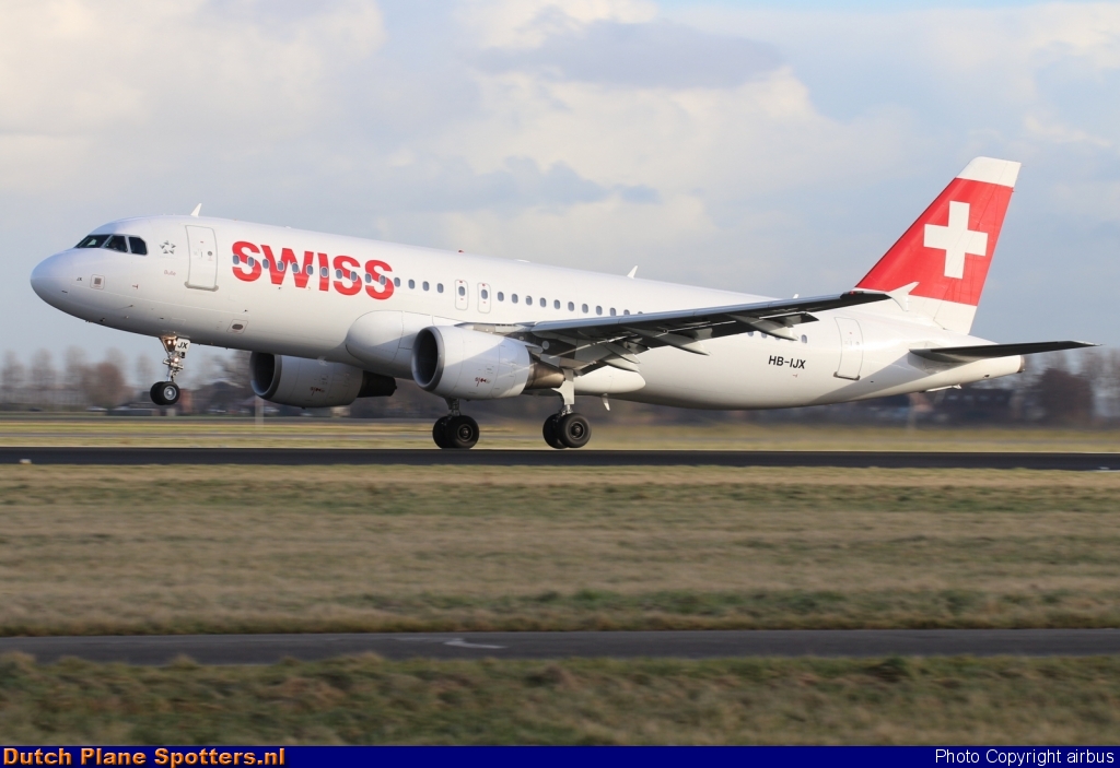 HB-IJX Airbus A320 Swiss International Air Lines by airbus