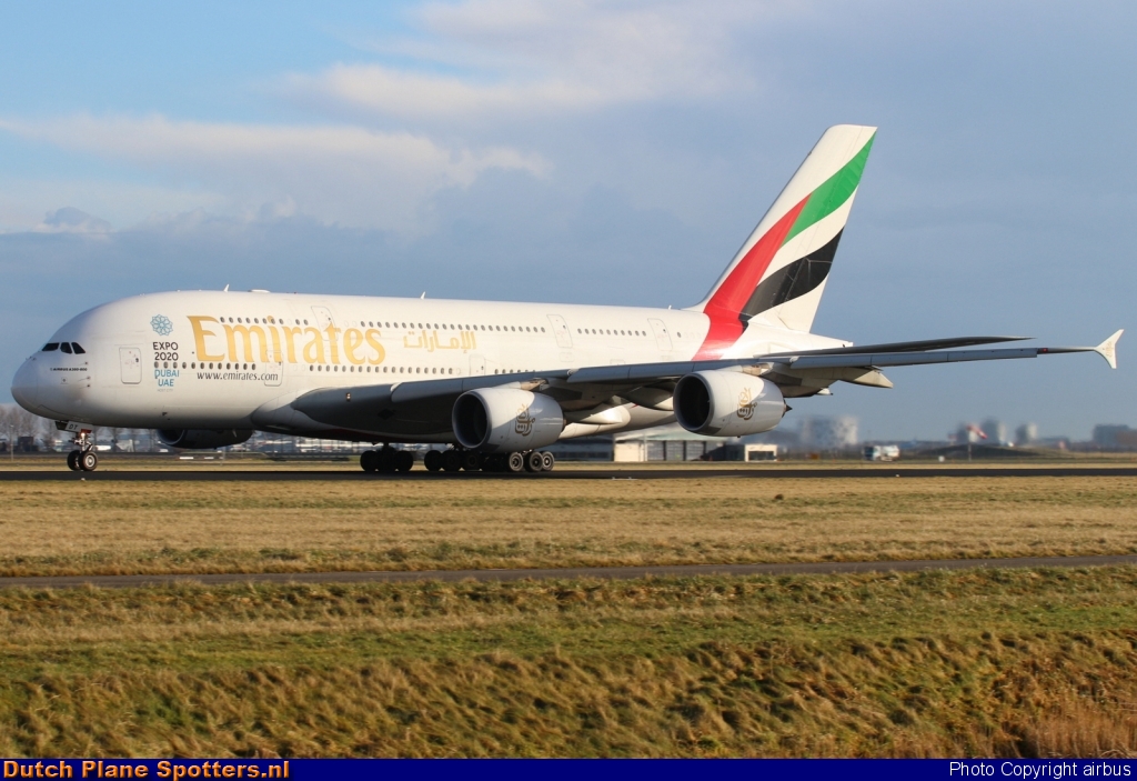 A6-EDT Airbus A380-800 Emirates by airbus