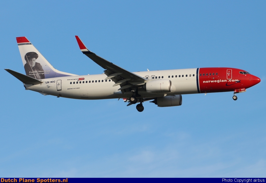 LN-NIC Boeing 737-800 Norwegian Air Shuttle by airbus