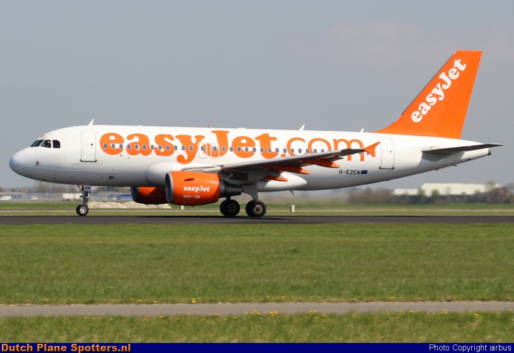 G-EZEN Airbus A319 easyJet by airbus