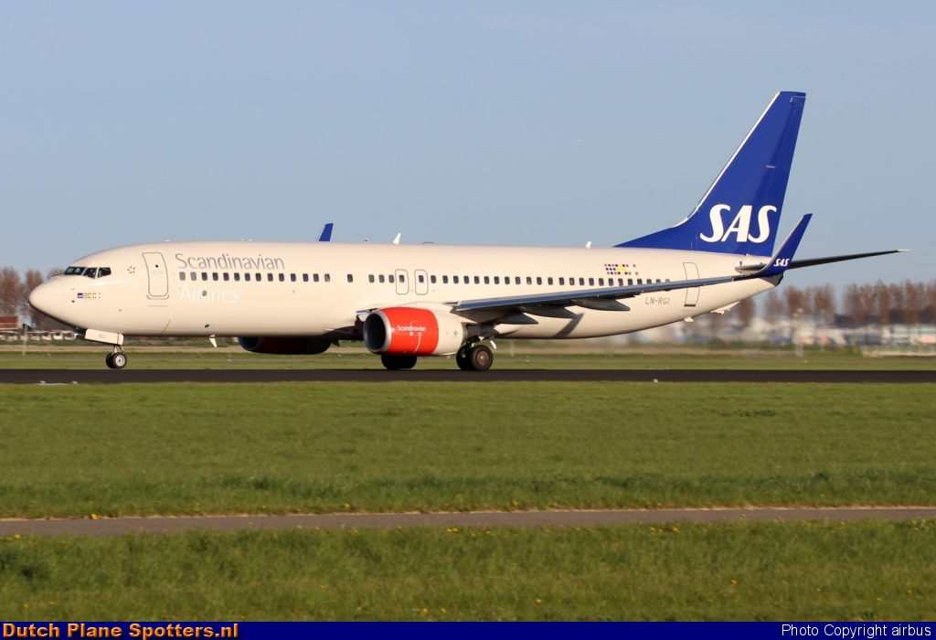 LN-RGI Boeing 737-800 SAS Scandinavian Airlines by airbus