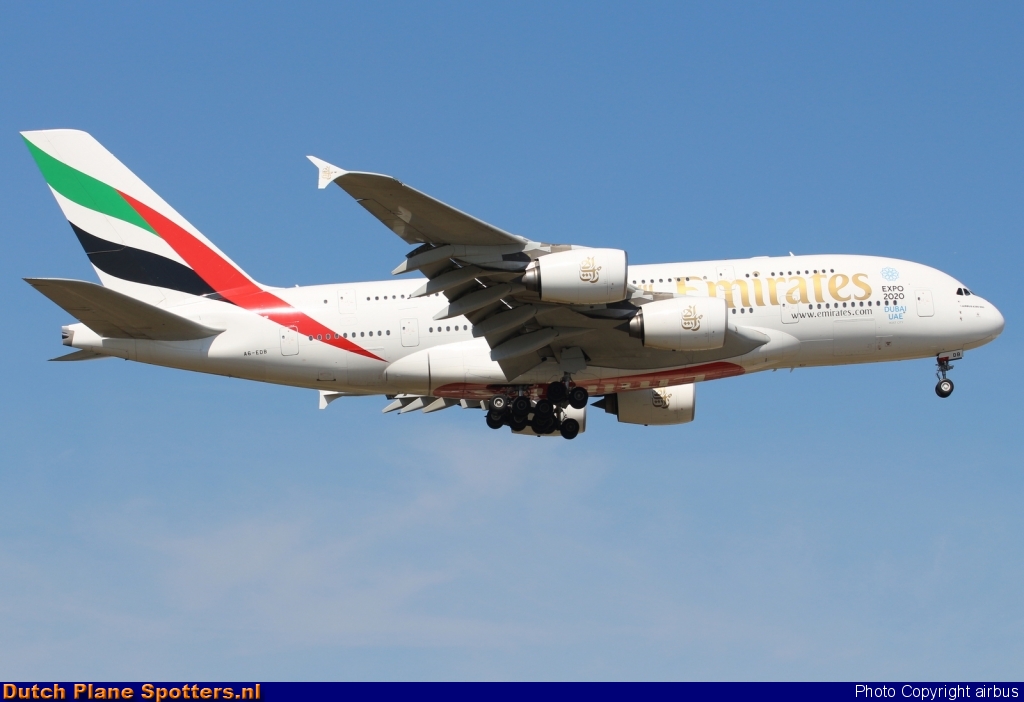 A6-EDB Airbus A380-800 Emirates by airbus