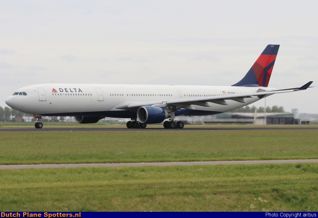 N811NW Airbus A330-300 Delta Airlines by airbus