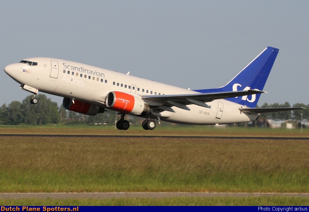SE-RER Boeing 737-700 SAS Scandinavian Airlines by airbus