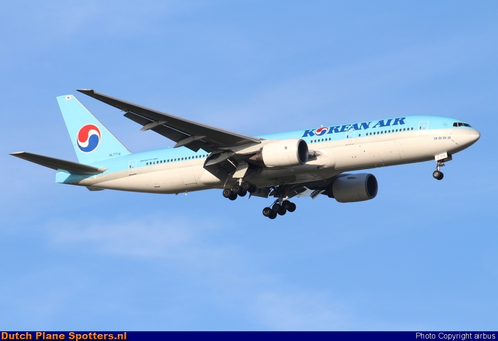 HL7714 Boeing 777-200 Korean Air by airbus