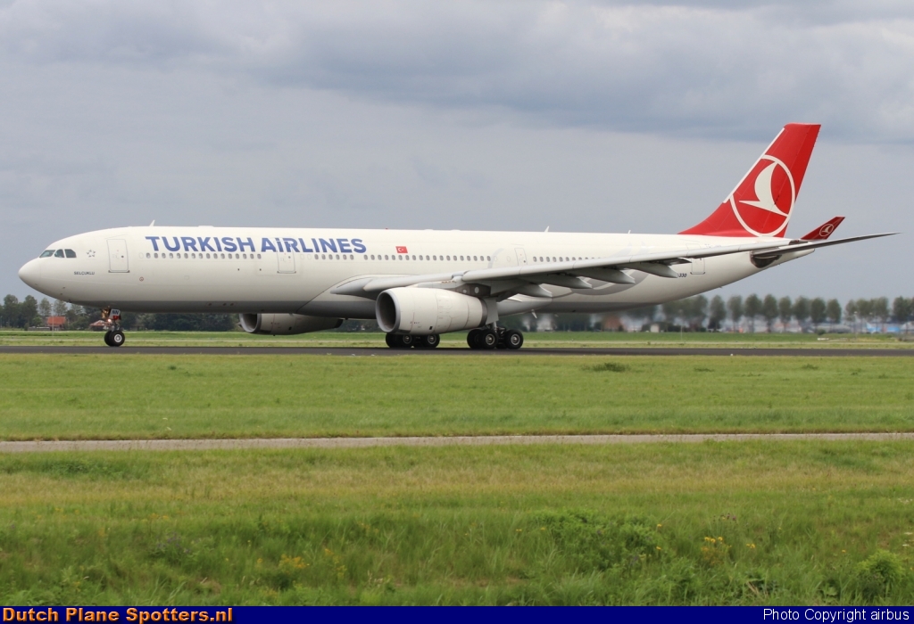 TC-JNN Airbus A330-300 Turkish Airlines by airbus