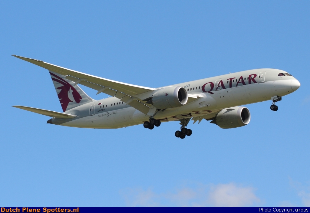 A7-BCD Boeing 787-8 Dreamliner Qatar Airways by airbus