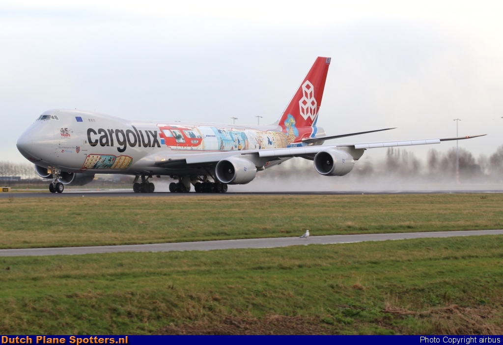 LX-VCN Boeing 747-8 Cargolux by airbus