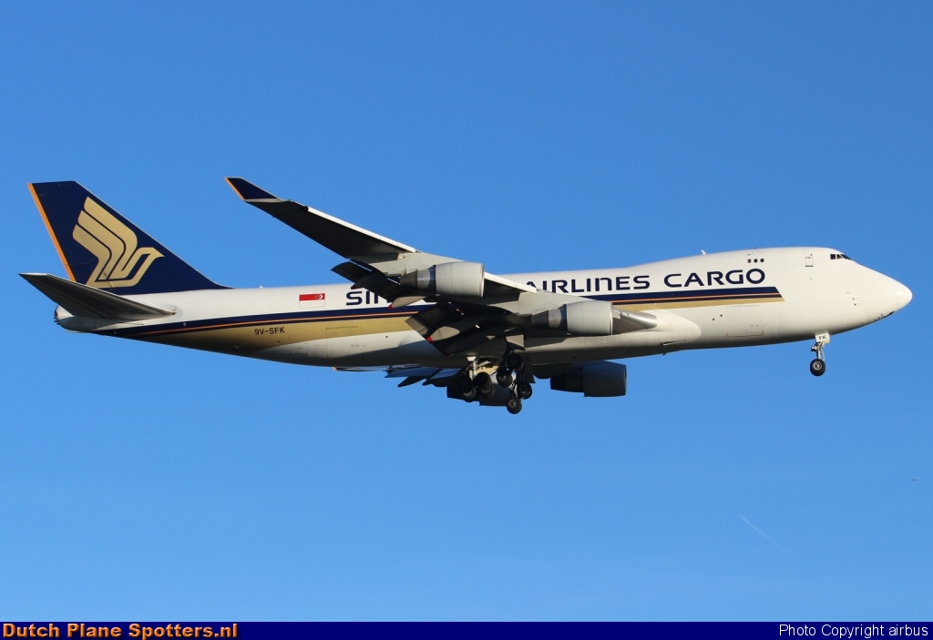 9V-SFK Boeing 747-400 Singapore Airlines Cargo by airbus