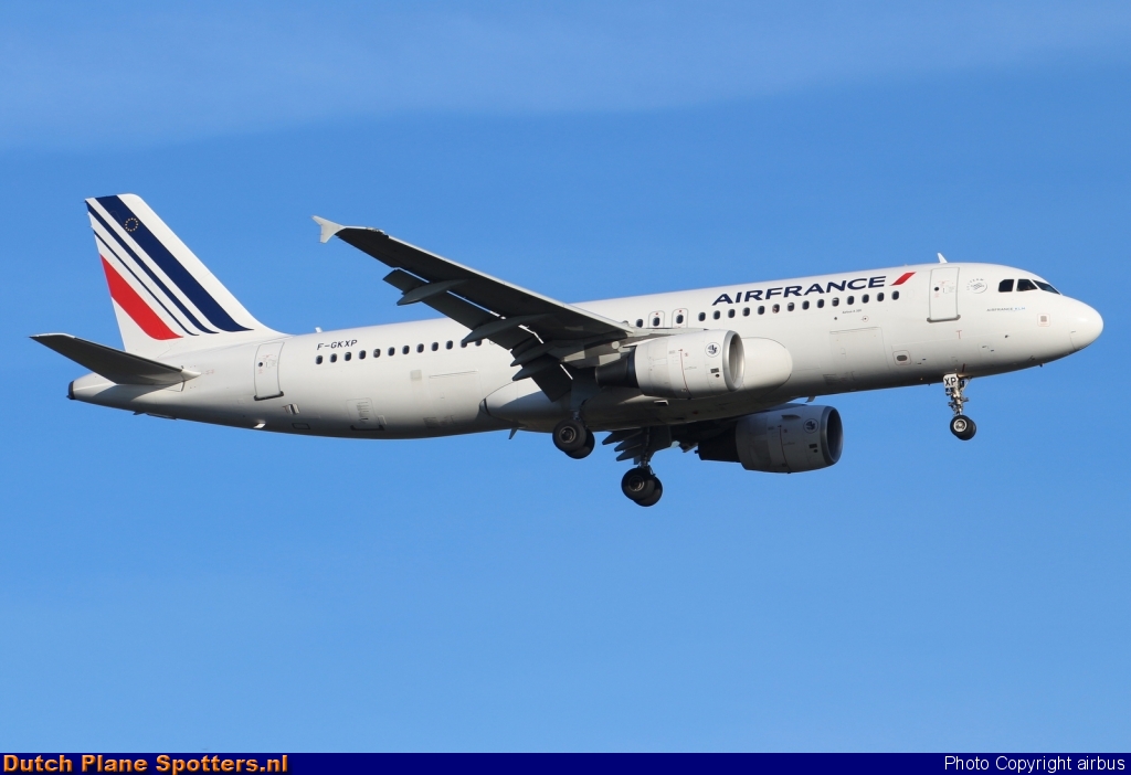 F-GKXP Airbus A320 Air France by airbus