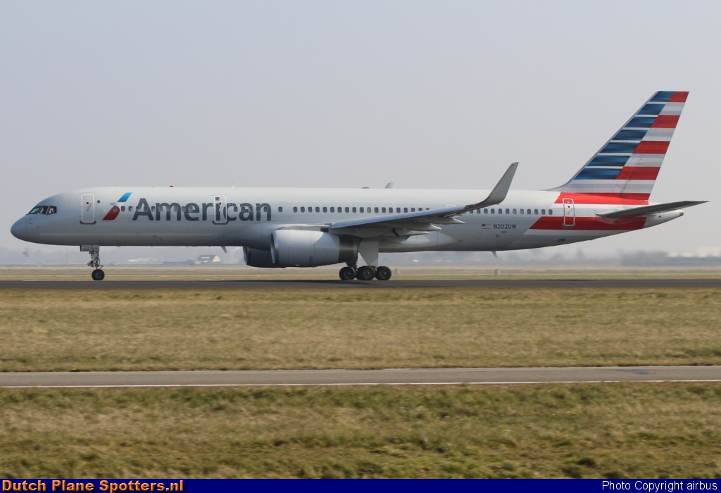 N202UW Boeing 757-200 American Airlines by airbus