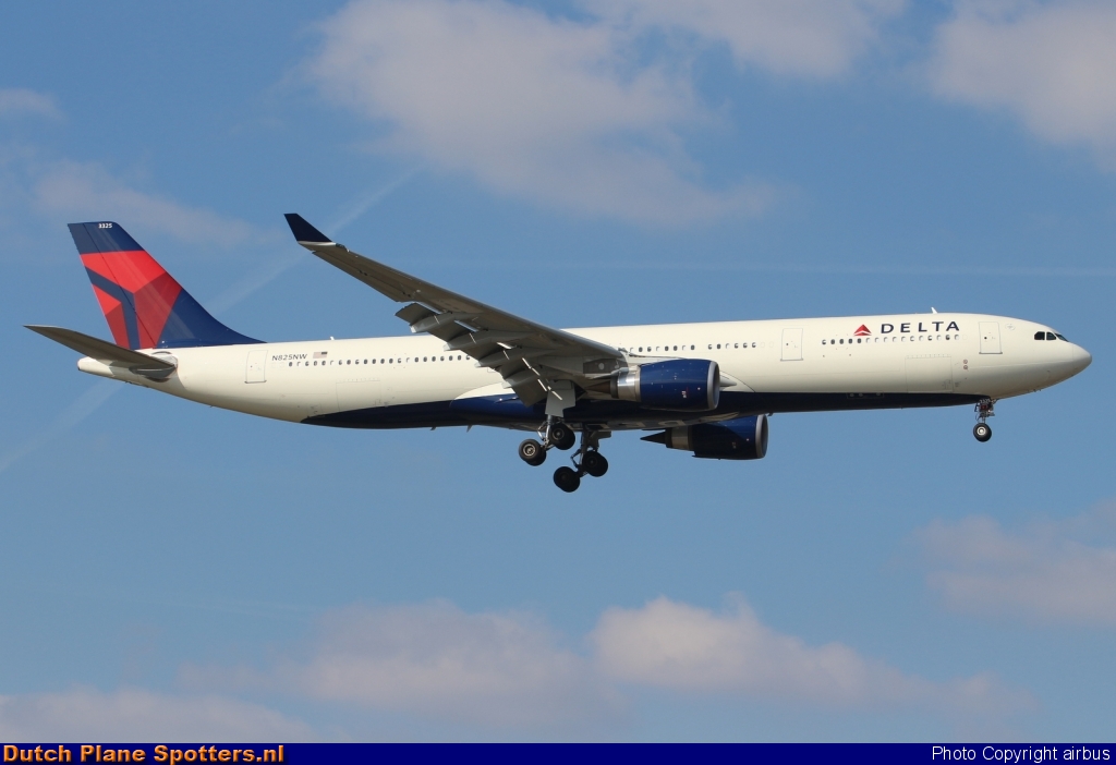 N825NW Airbus A330-300 Delta Airlines by airbus