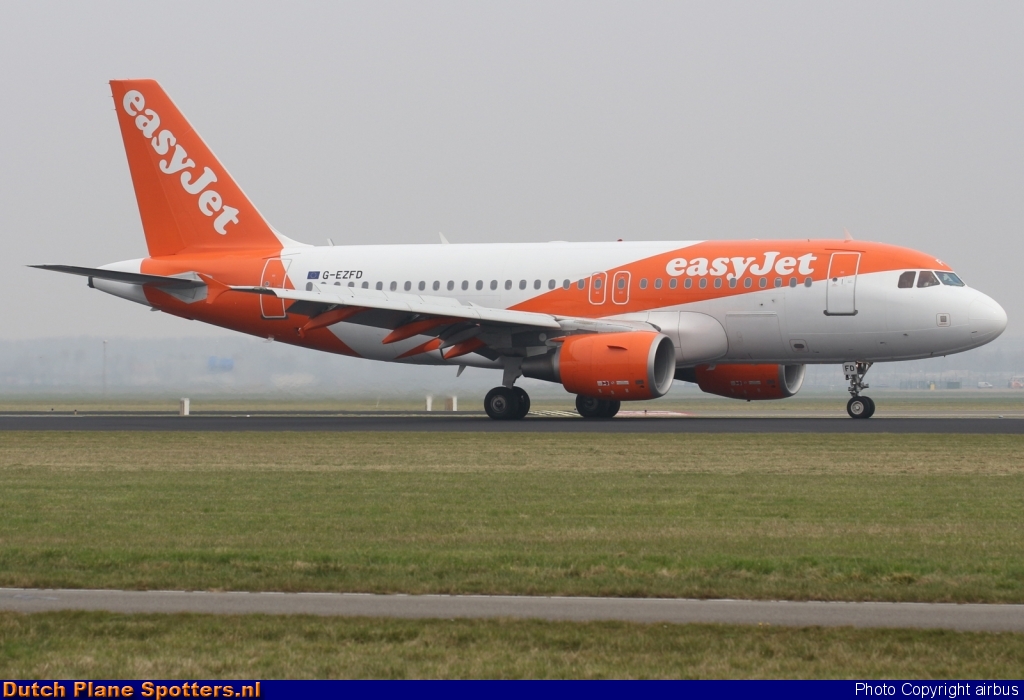 G-EZFD Airbus A319 easyJet by airbus