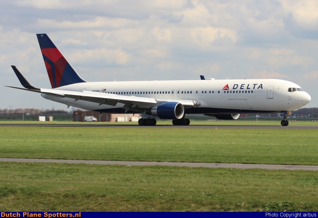 N193DN Boeing 767-300 Delta Airlines by airbus