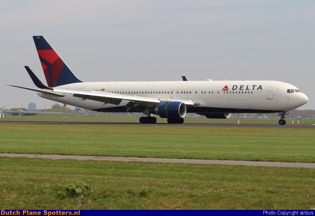 N195DN Boeing 767-300 Delta Airlines by airbus