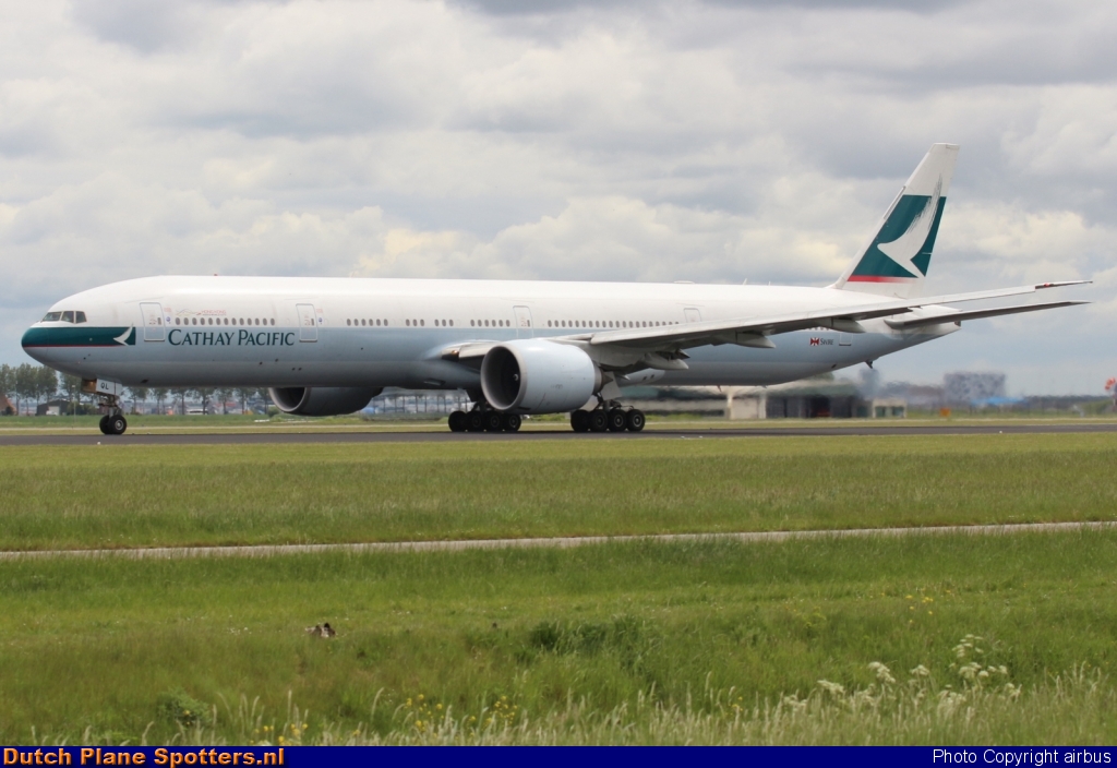 B-KQL Boeing 777-300 Cathay Pacific by airbus