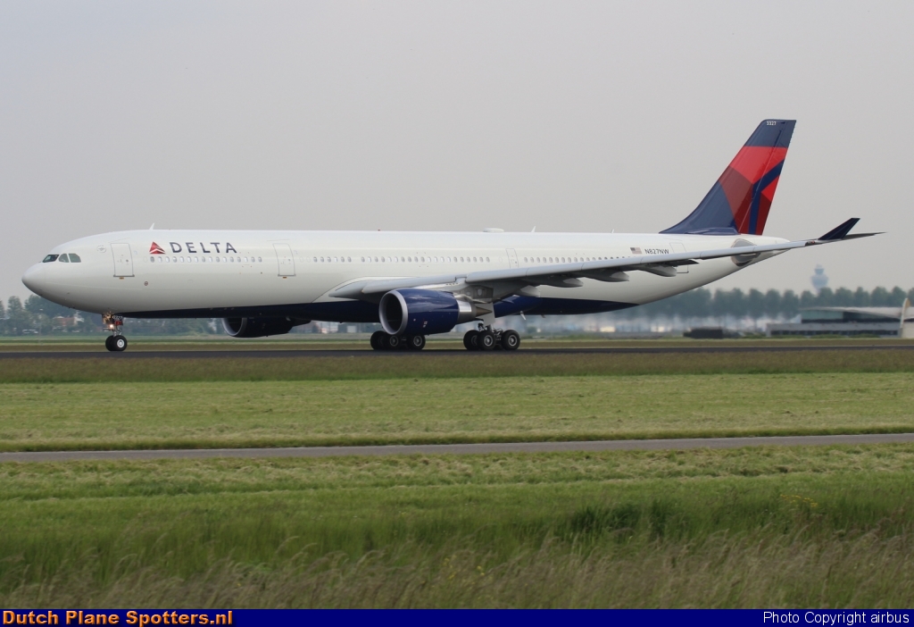 N827NW Airbus A330-300 Delta Airlines by airbus
