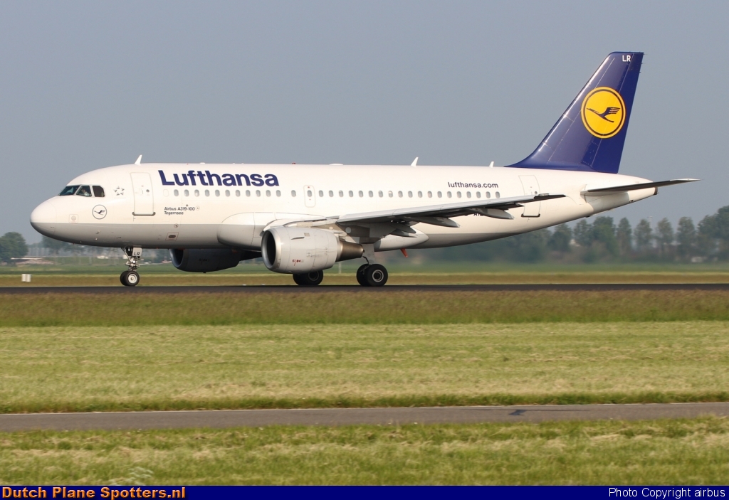 D-AILR Airbus A319 Lufthansa by airbus