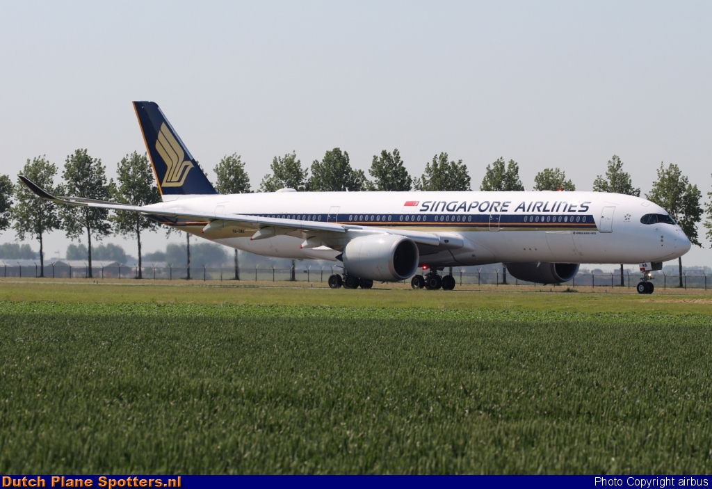 9V-SMA Airbus A350-900 Singapore Airlines by airbus