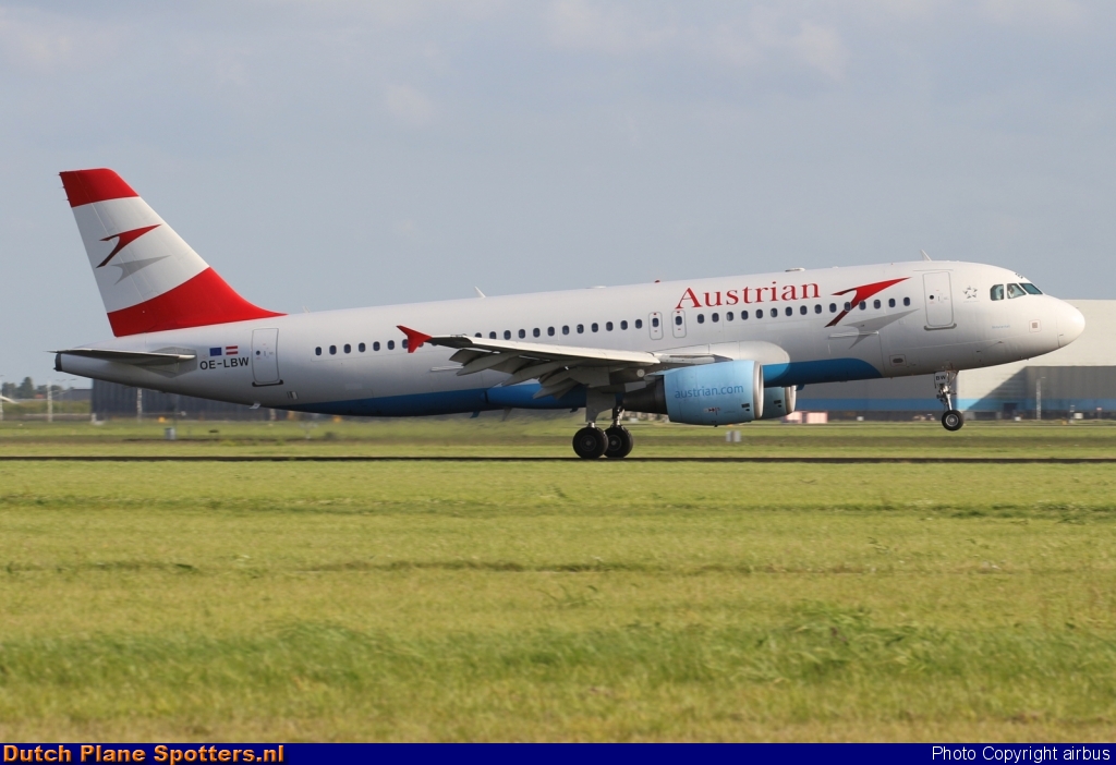 OE-LBW Airbus A320 Austrian Airlines by airbus