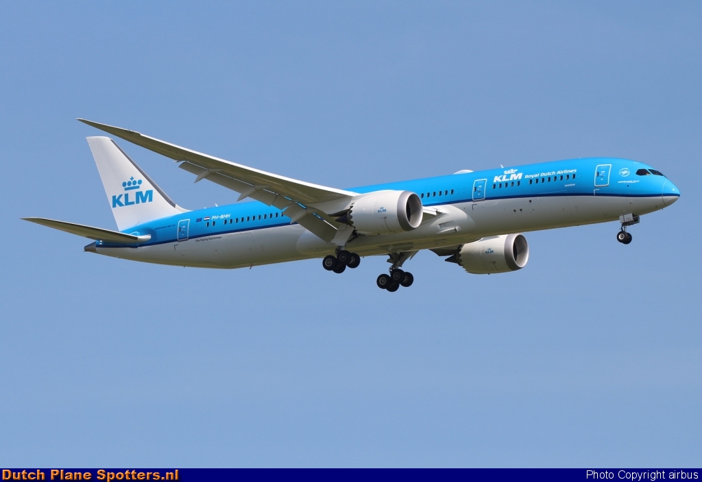 PH-BHH Boeing 787-9 Dreamliner KLM Royal Dutch Airlines by airbus