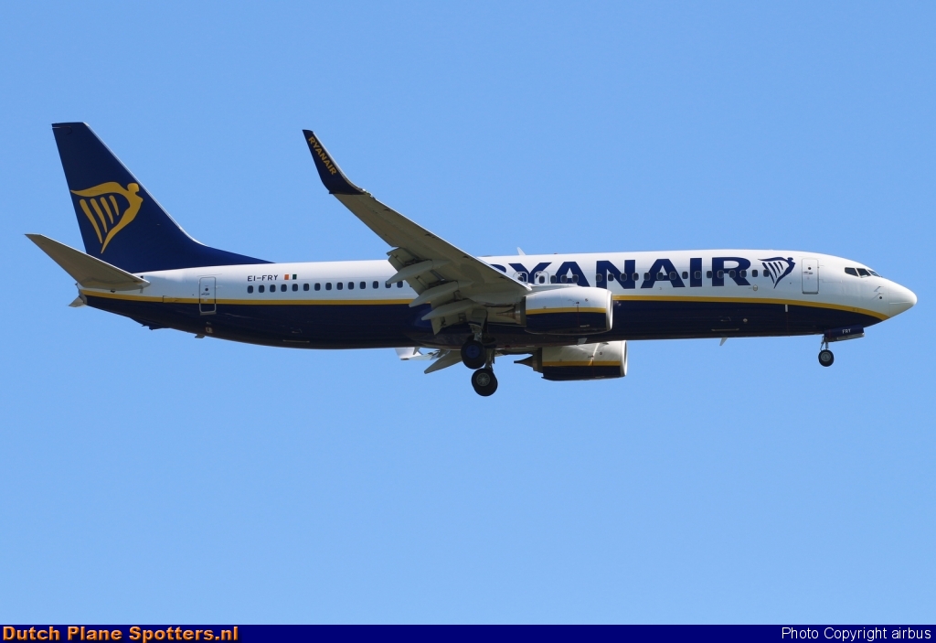 EI-FRY Boeing 737-800 Ryanair by airbus