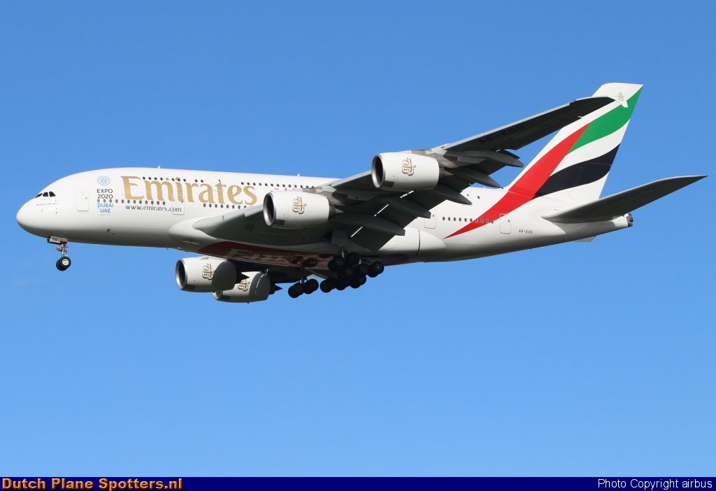 A6-EOO Airbus A380-800 Emirates by airbus