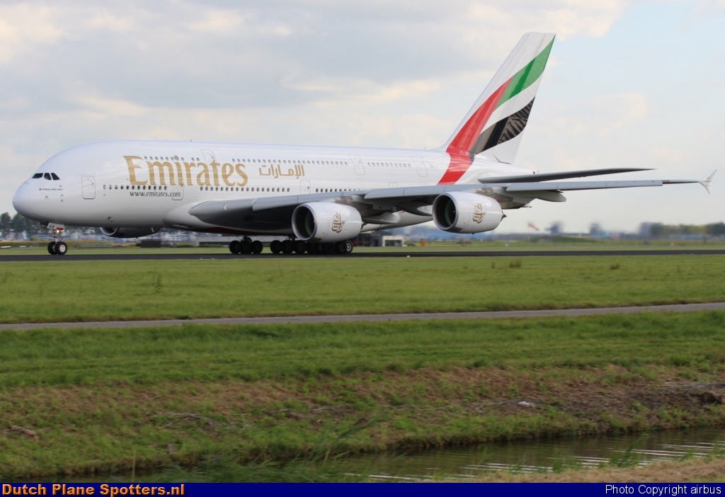 A6-EUA Airbus A380-800 Emirates by airbus